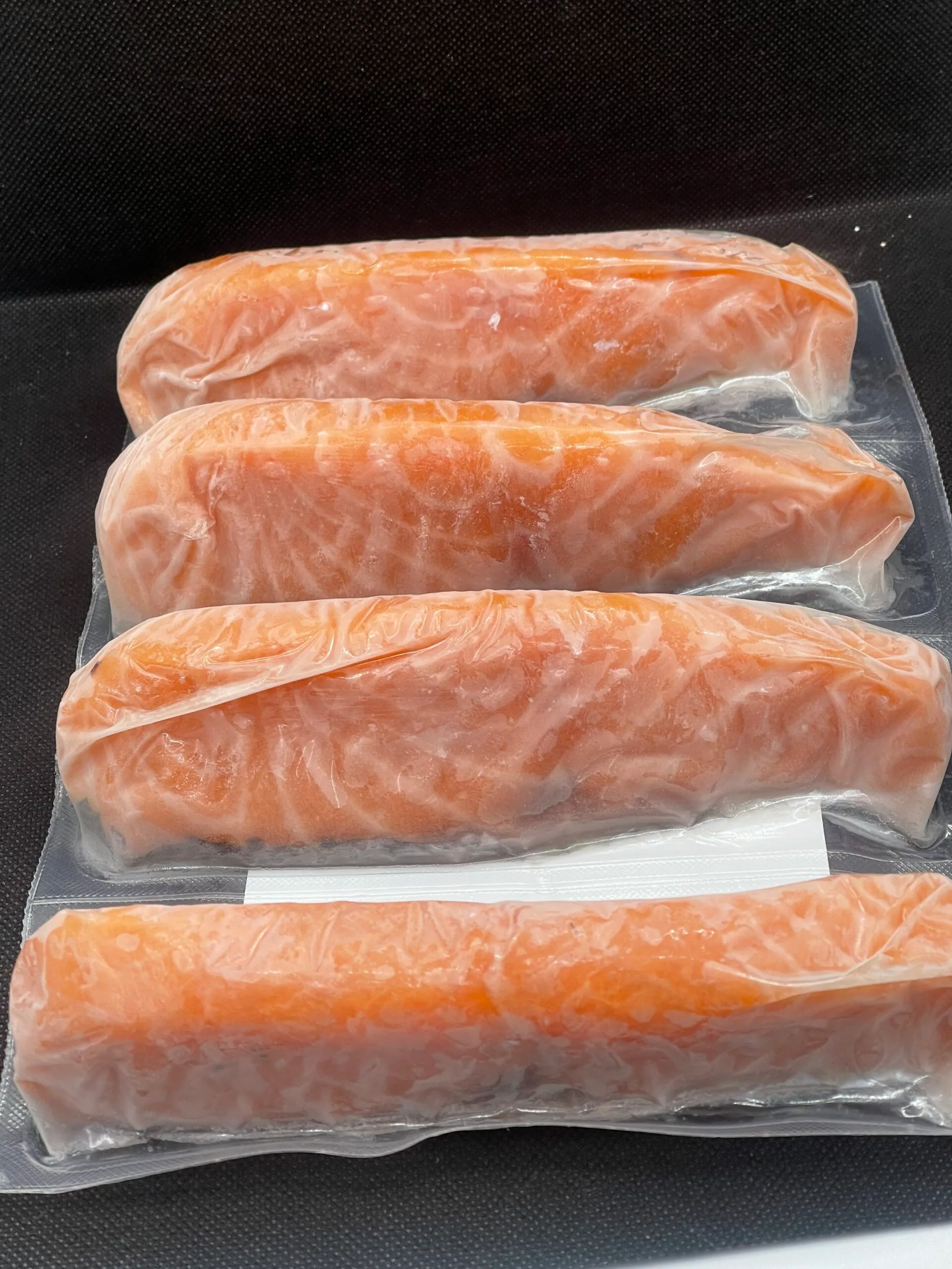 רביעיית מנות סלמון נורבגי